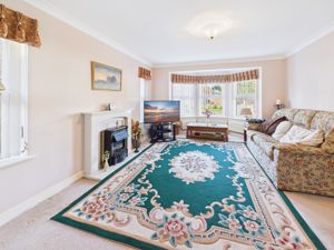 Living Room- click for photo gallery